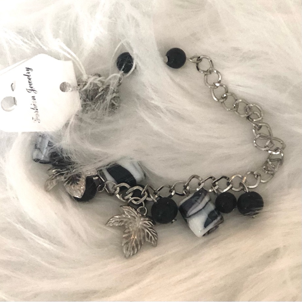 Fashion Jewelry Black and Silver Beads and Leaves Bracelet.